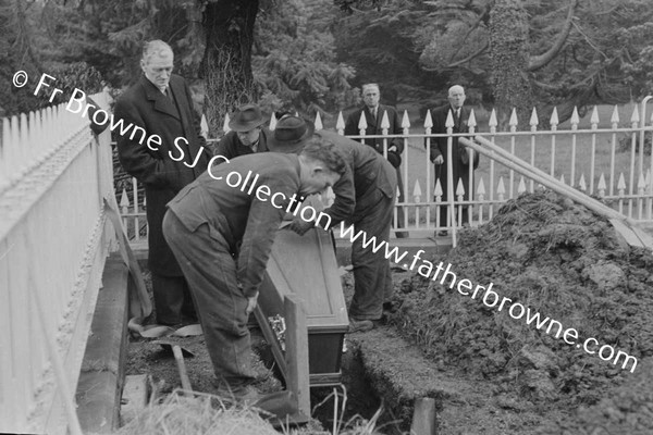 FUNERAL  MEN CARRYING COFFIN IN GRAVEYARD JESUIT PLOT